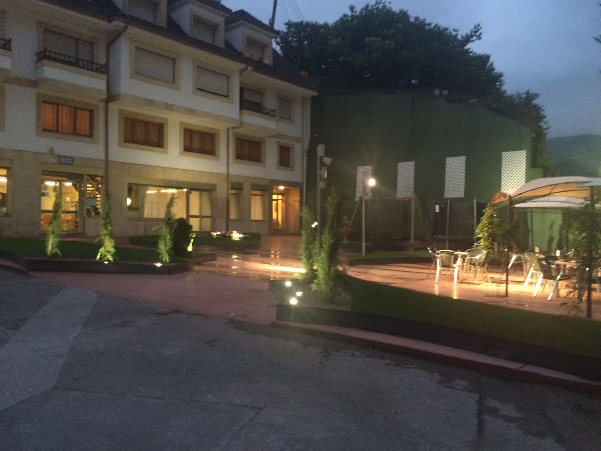 Hotel Penagrande Cangas De Narcea Zewnętrze zdjęcie