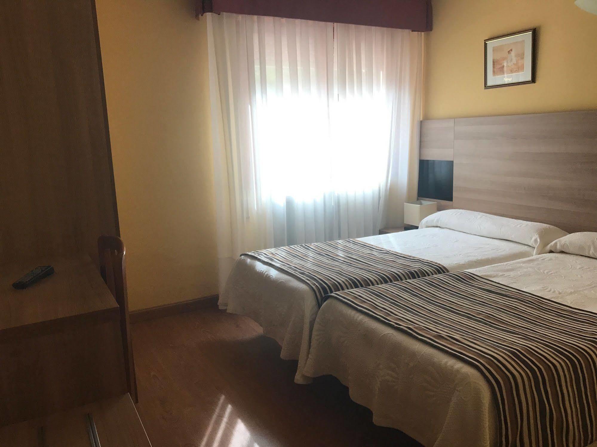 Hotel Penagrande Cangas De Narcea Zewnętrze zdjęcie